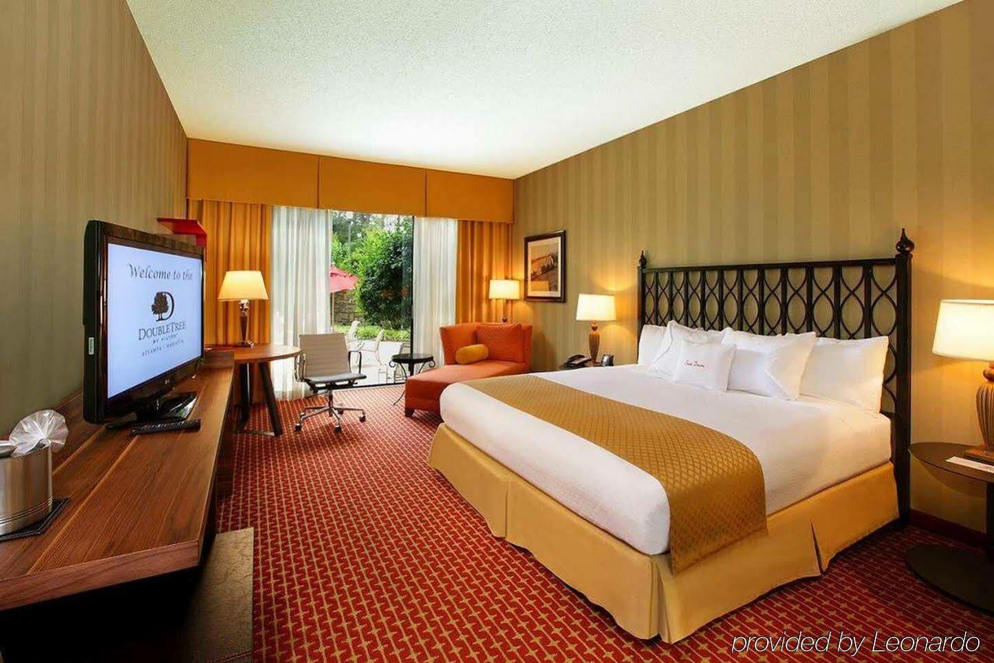 Doubletree By Hilton Atlanta Windy Hill Ballpark Smyrna Exterior photo